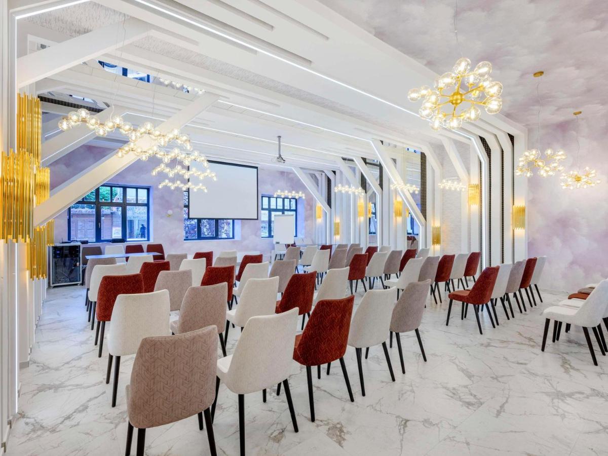 Mercure Center 4*