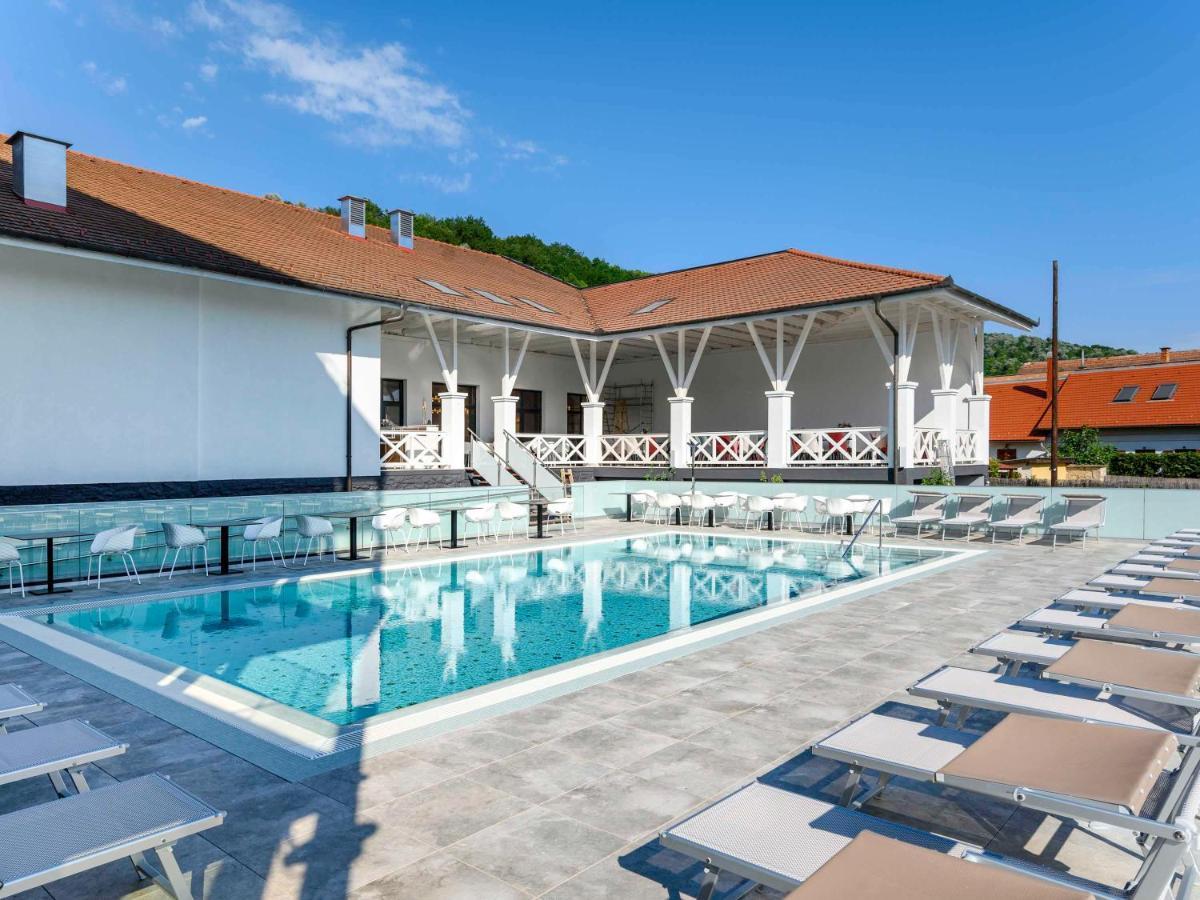Mercure Center Szálloda 4*