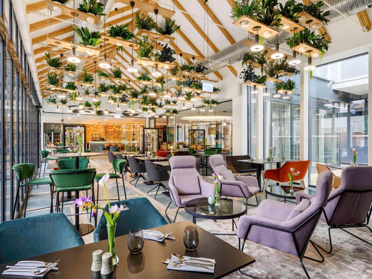 Mercure Center