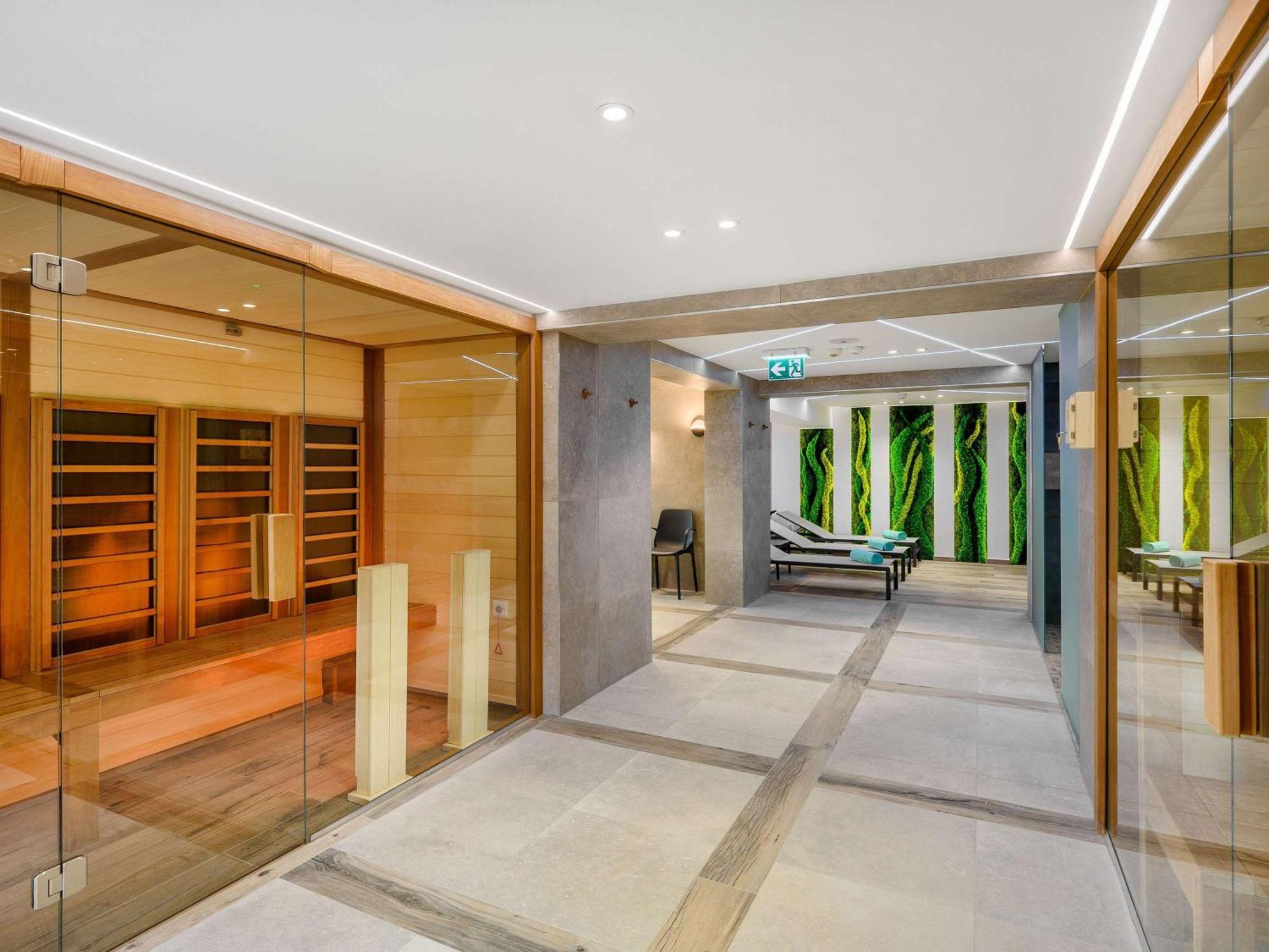 Hotel Mercure Center 4*